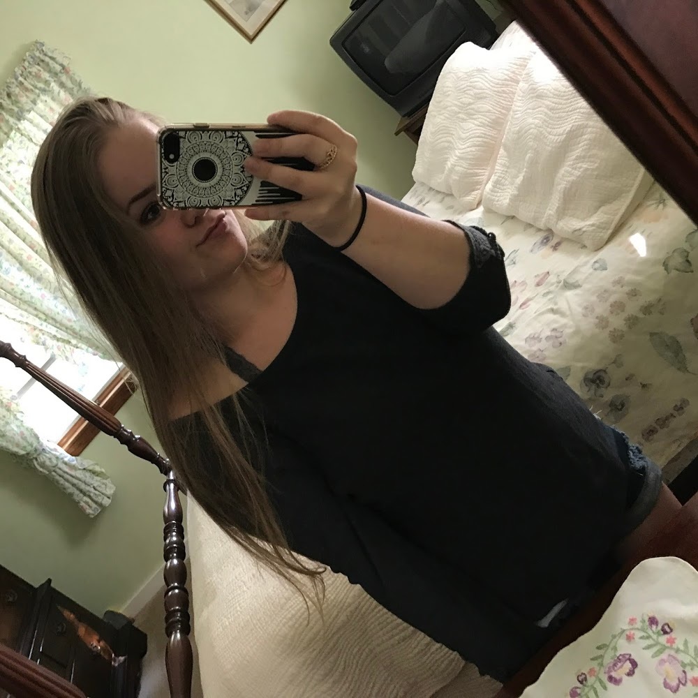 Meet your Posher, Sarah